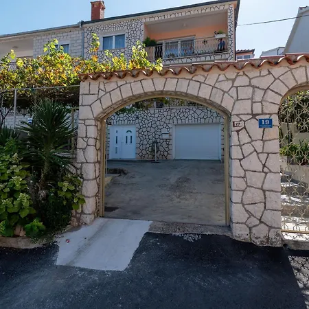 Melita Lara By Interhome *