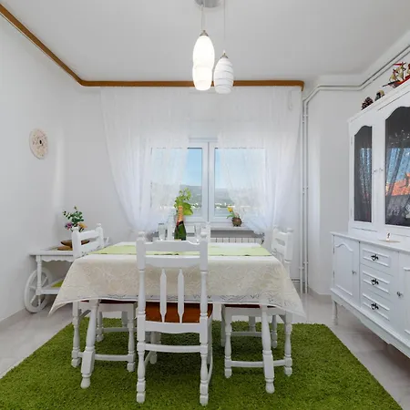 Apartmán Melita Lara By Interhome Trogir